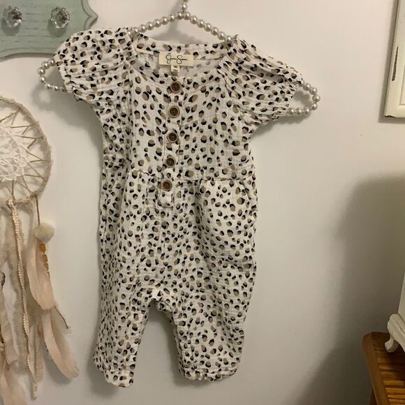 Jessica Simpson 18m animal print outfit - Picture 1 of 4